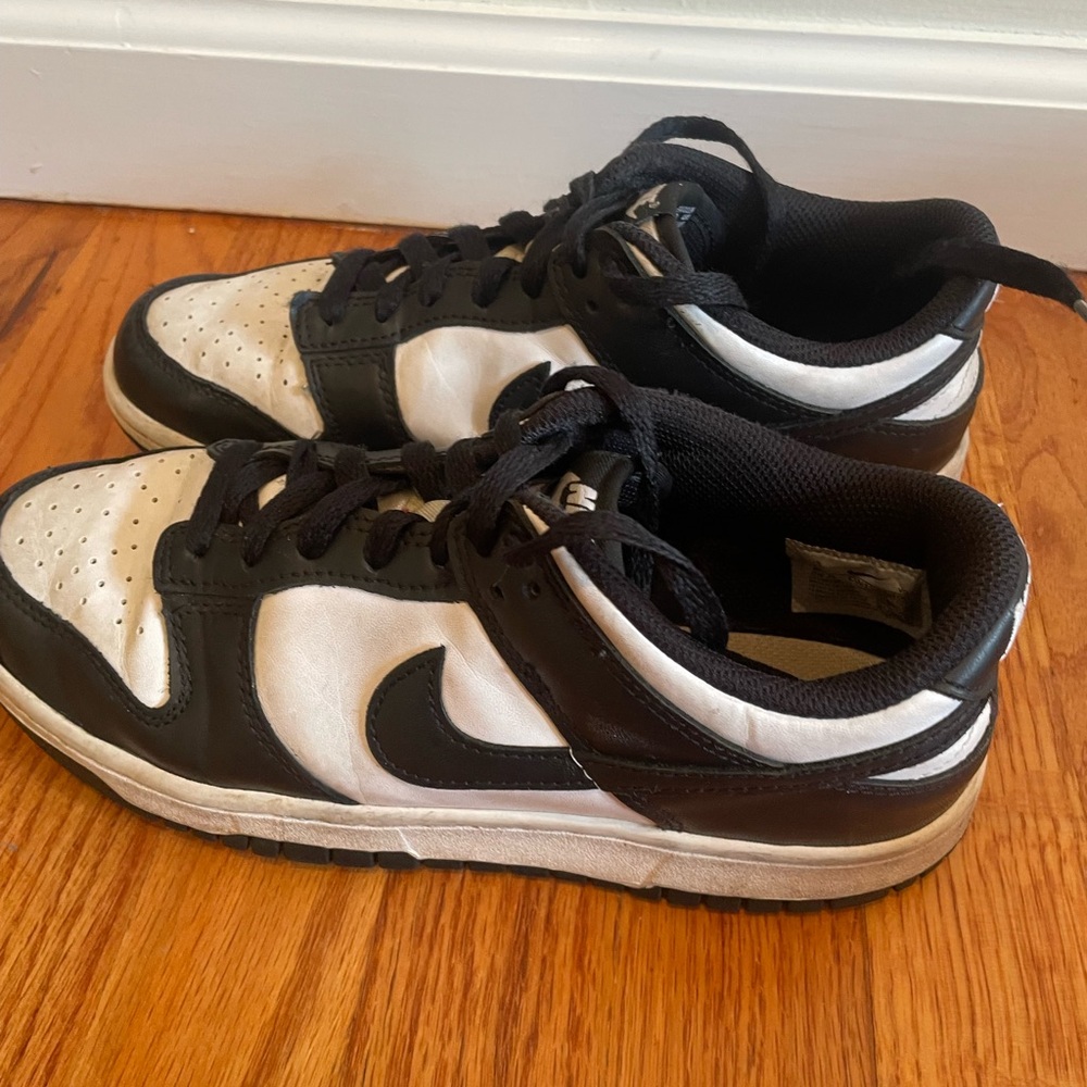 Nike Kids Black and White Sneakers